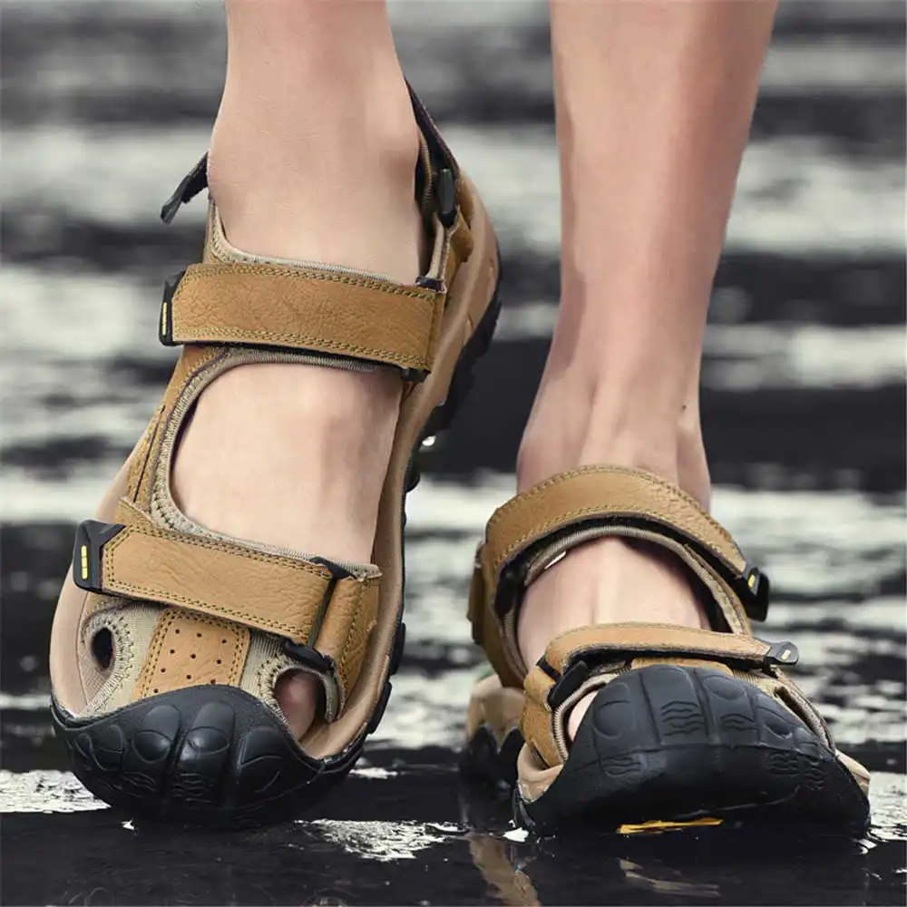 Luxury Lifestyle House - Numero 44 Pantofole da acqua in